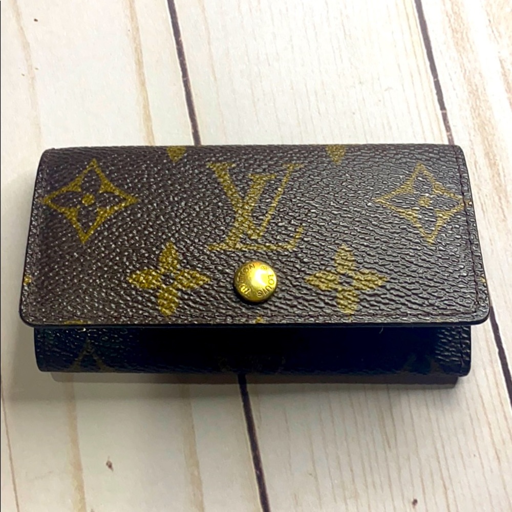 Louis Vuitton monogram key holder